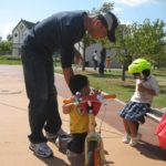 いつまでも自粛してたら経営が危うい、そろそろ動き出さないと