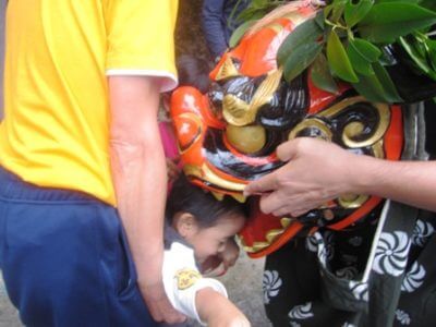 秋祭りの獅子舞役がようやく終わりました