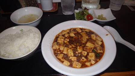 鷹野橋の麻婆豆腐専門店「四川麻婆豆腐専科辣辣」