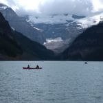 【カナダ旅行】レイクルイーズ湖畔からトレッキング開始!山があったら登らねば