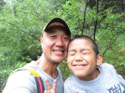 Webサイトをスマホから見やすくする作業に追われてます