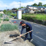 溜まった雑用済ませてしっかり働いてます