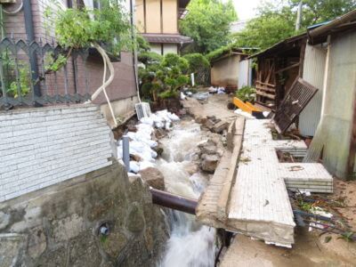 土砂災害の復旧作業を行うため、営業時間が変則的になります