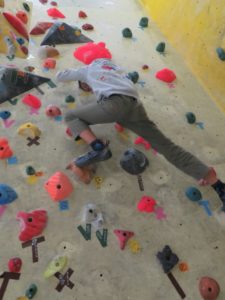 ボルダリングして楽しんだ後は吉野家で鰻重1190円（息子だけ）