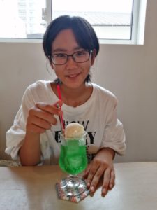 牛すじ煮込みを作りながら中1の娘の数学の勉強してます