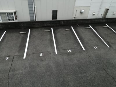 本日も駐車場の白線引き、家族総出でお仕事しました