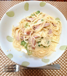 昼休憩時間だけはやたらと忙しい生活を送っています