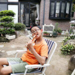 実家の庭先でバーベキュー、たまには息抜きさせてやらないと