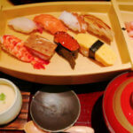 子供たちの長い長いコロナ軟禁生活が終わりを迎える、めでたいわ