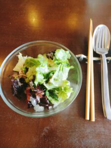 ラ・フロールさんランチの前菜サラダ