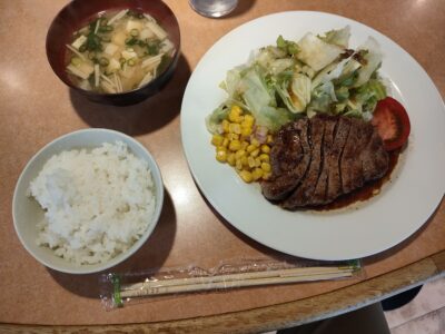 流川町のステーキとおる