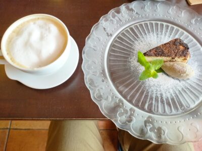 船越町ラフロール