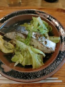 鰆とキャベツの蒸し焼き