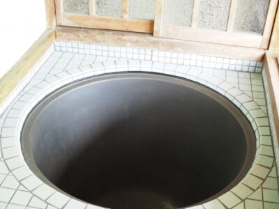 五右衛門風呂で温まる