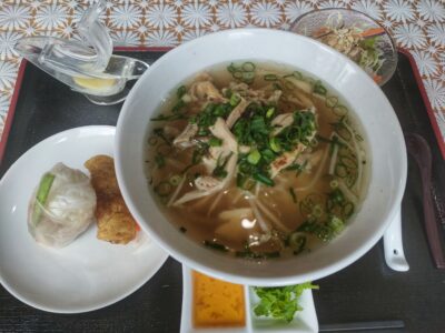 ベトナム料理Ngonのフォーセット