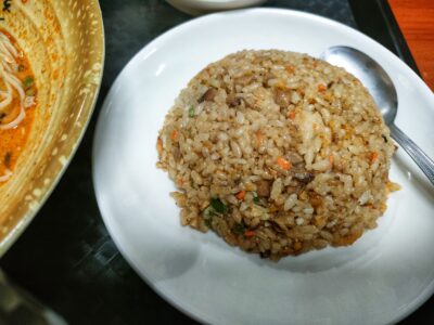 船越町の「台湾料理 盛源」の半炒飯