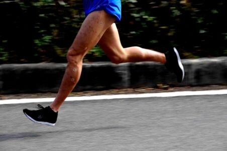 ランニングシューズ