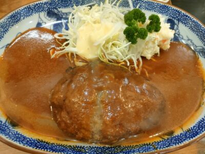 ハンバーグ定食