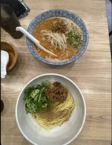 食べ歩きは身体に悪い