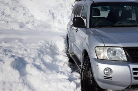 降雪時には鍼灸院内で内勤仕事