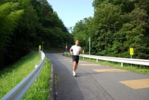 チラシの原案を思案中。良い物作るぞ！